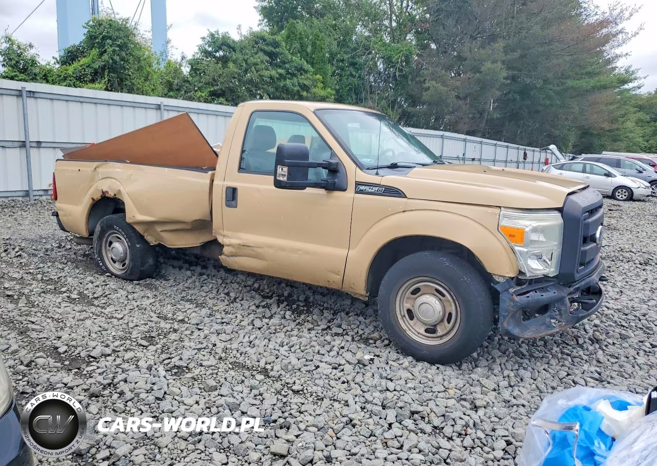 2011 Ford F250 Super Duty VIN:1FTBF2A66BEB95601 - 4