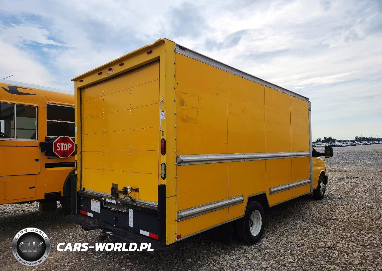 2012 GMC Savana Box Truck VIN:1GD374CG2C1904564 - 3