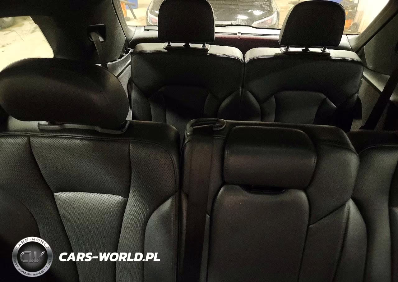 2019 Audi Q7 Premium Plus VIN:WA1LHAF72KD047309 - 10