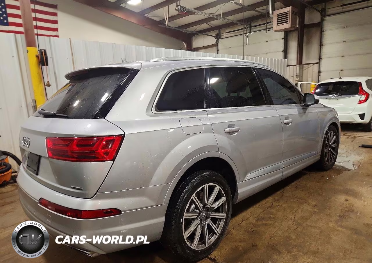 2019 Audi Q7 Premium Plus VIN:WA1LHAF72KD047309 - 3