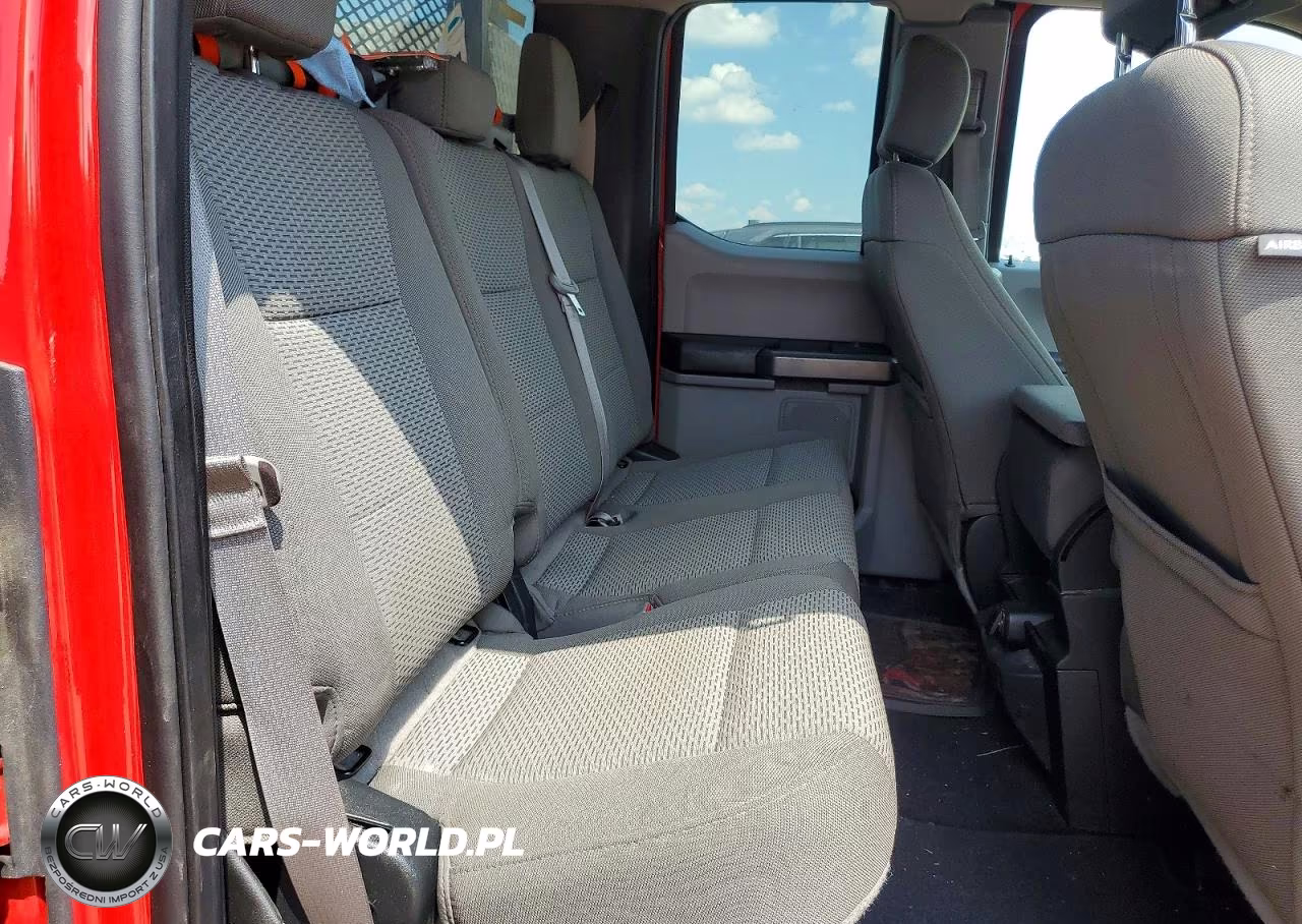 2018 Ford F250 Super Duty VIN:1FT7X2B69JEB32007 - 10