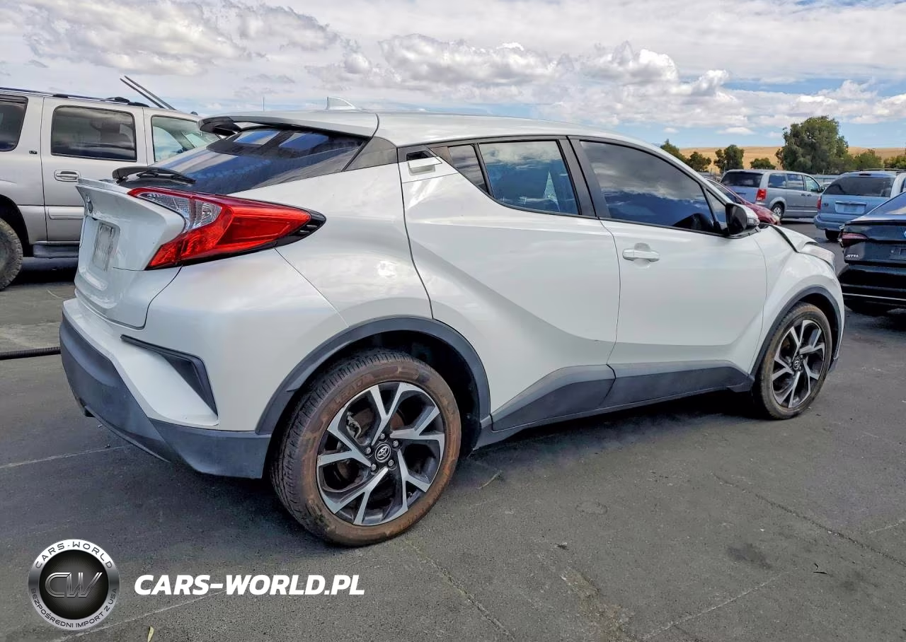 2018 Toyota C-Hr Xle Premium VIN:NMTKHMBXXJR017470 - 3