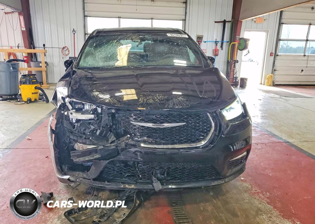 2025 Chrysler Pacifica Select VIN:2C4RC1BG9SR554161 - 5
