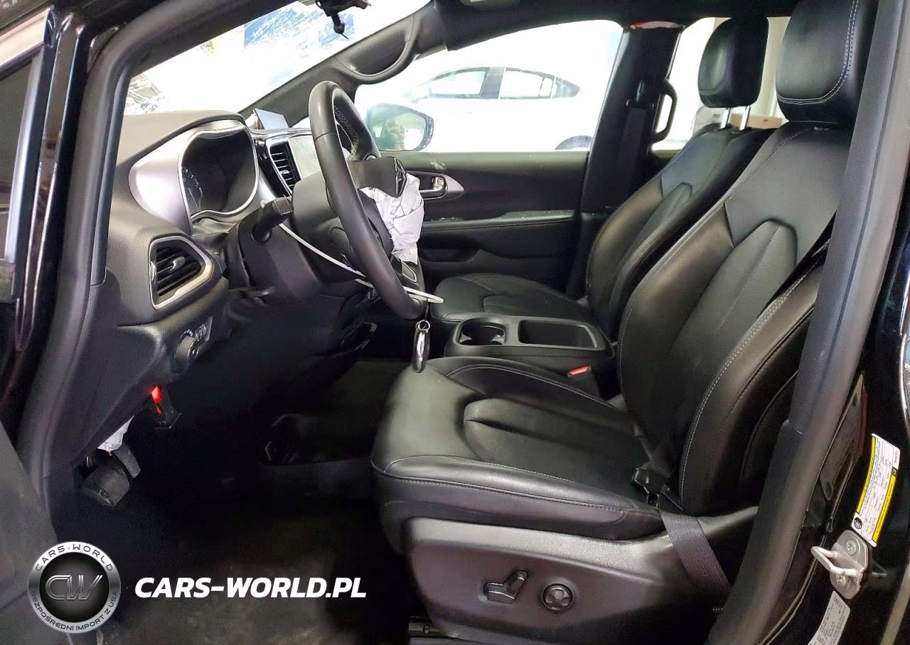2025 Chrysler Pacifica Select VIN:2C4RC1BG9SR554161 - 7