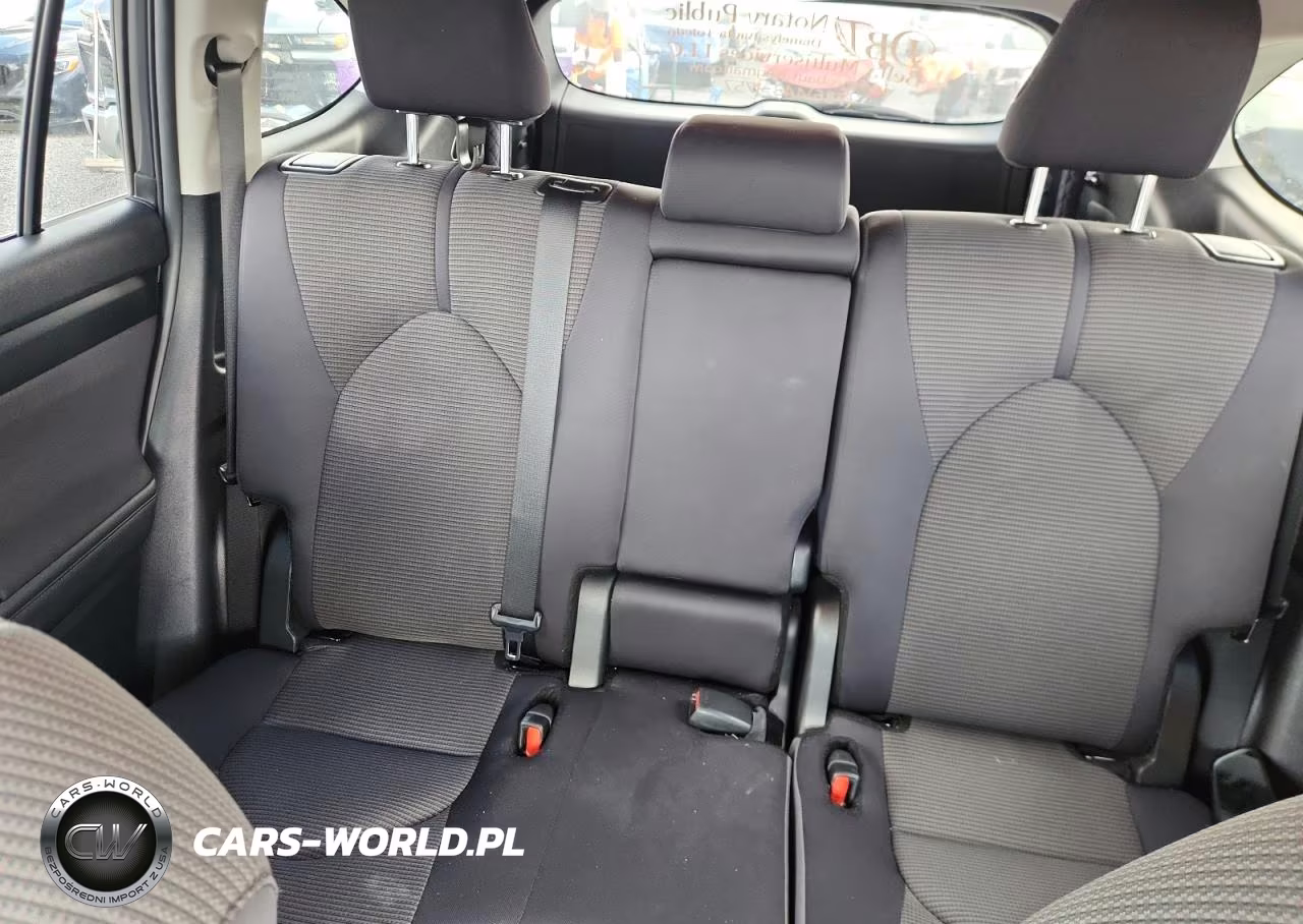 2024 Toyota Highlander Le VIN:5TDKDRAH1RS529487 - 10