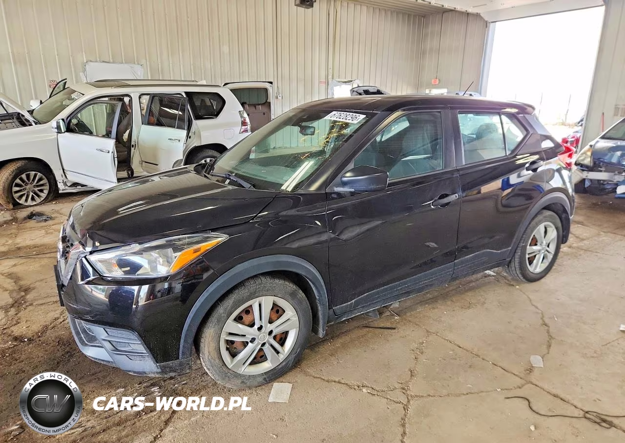 2020 Nissan Kicks S