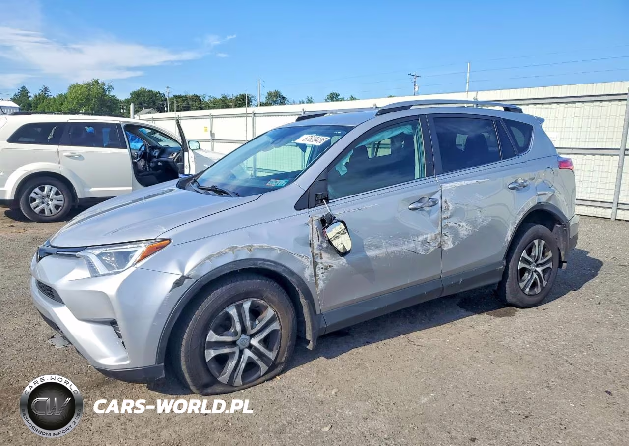 2017 Toyota Rav4 Le – zdjęcie 1 z 13