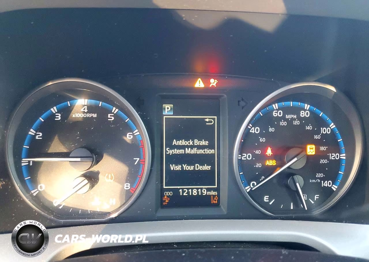 2017 Toyota Rav4 Le VIN:2T3BFREV7HW555020 - 9