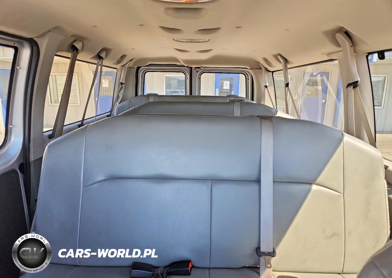 2012 Ford Econoline E350 Super Duty Wagon VIN:1FBNE3BL9CDA07708 - 10
