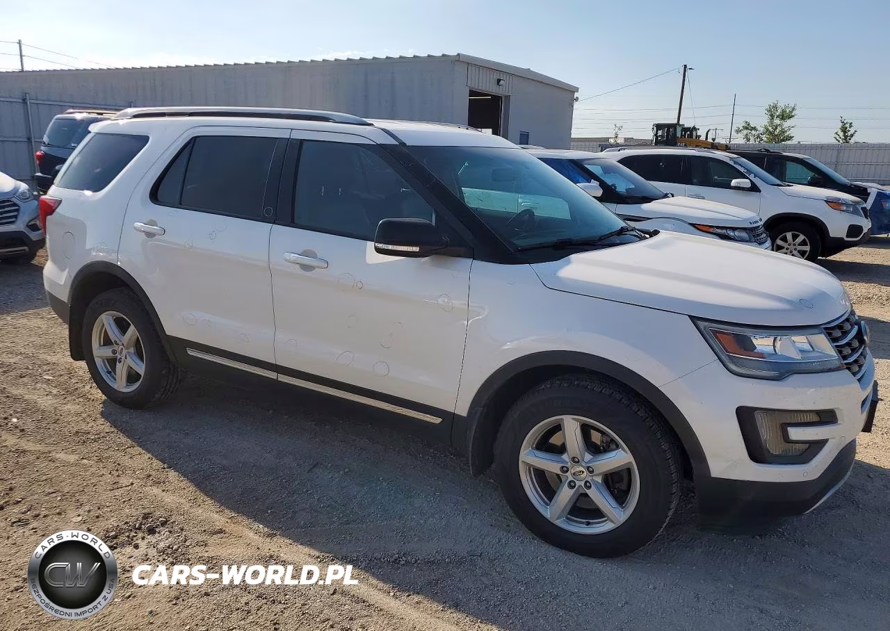 2016 Ford Explorer Xlt VIN:1FM5K8DHXGGB52606 - 4