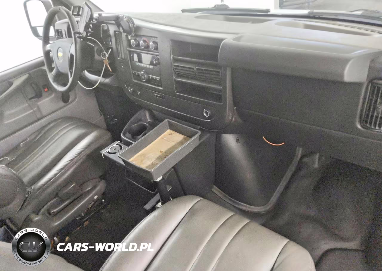 2012 Chevrolet Express G1500 VIN:1GCSGAFX1C1185785 - 8