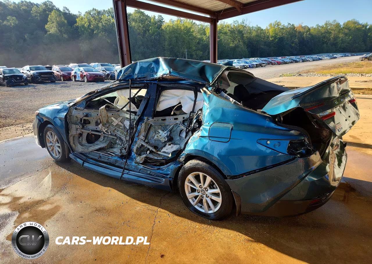 2026 Toyota Camry Le VIN:4T1DAACK4TU686361 - 2