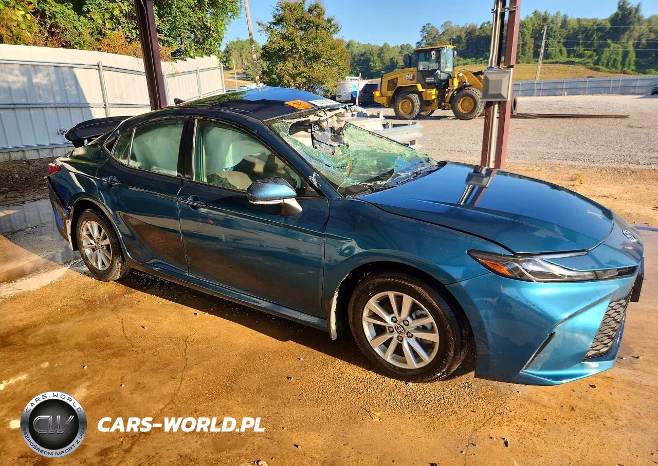 2026 Toyota Camry Le VIN:4T1DAACK4TU686361 - 4