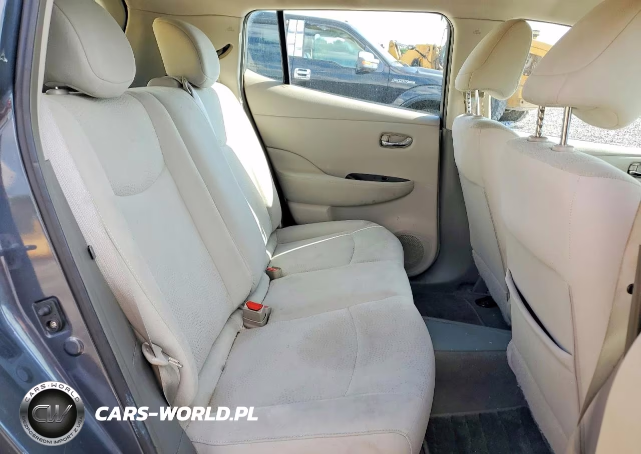 2013 Nissan Leaf S VIN:1N4AZ0CP2DC421621 - 10