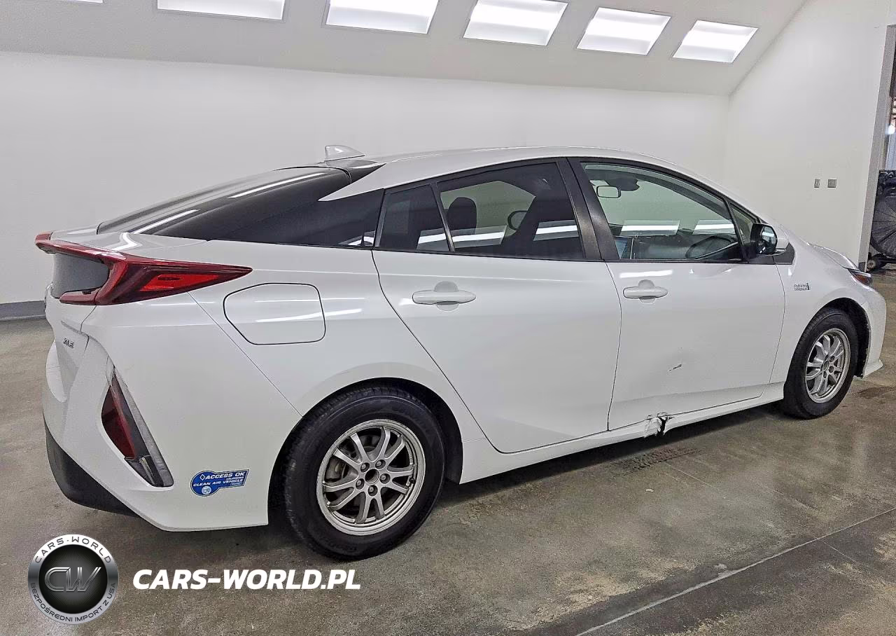 2021 Toyota Prius Prime Xle VIN:JTDKAMFP9M3196235 - 3
