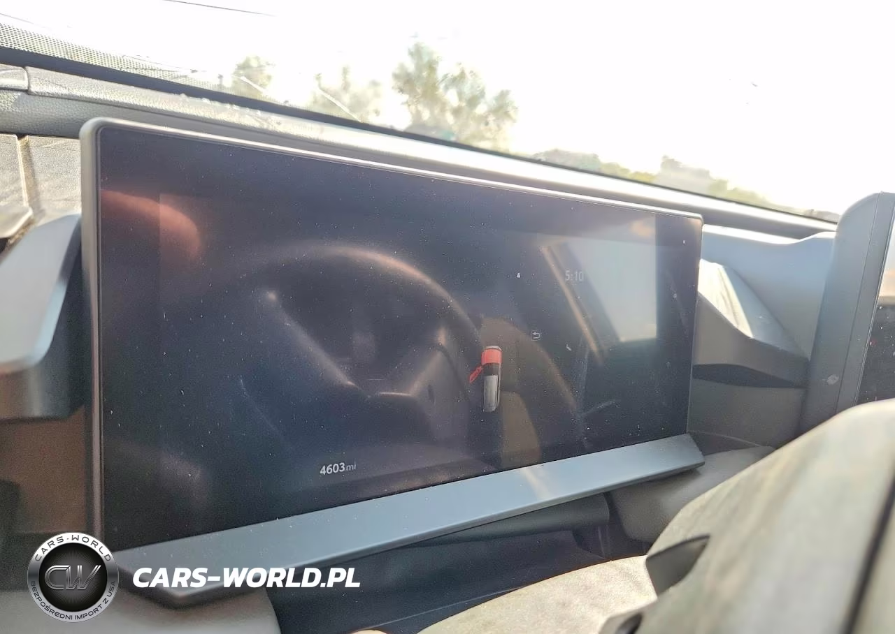 2026 Toyota Rav4 Le VIN:JTM6CRAV2TJ007689 - 9