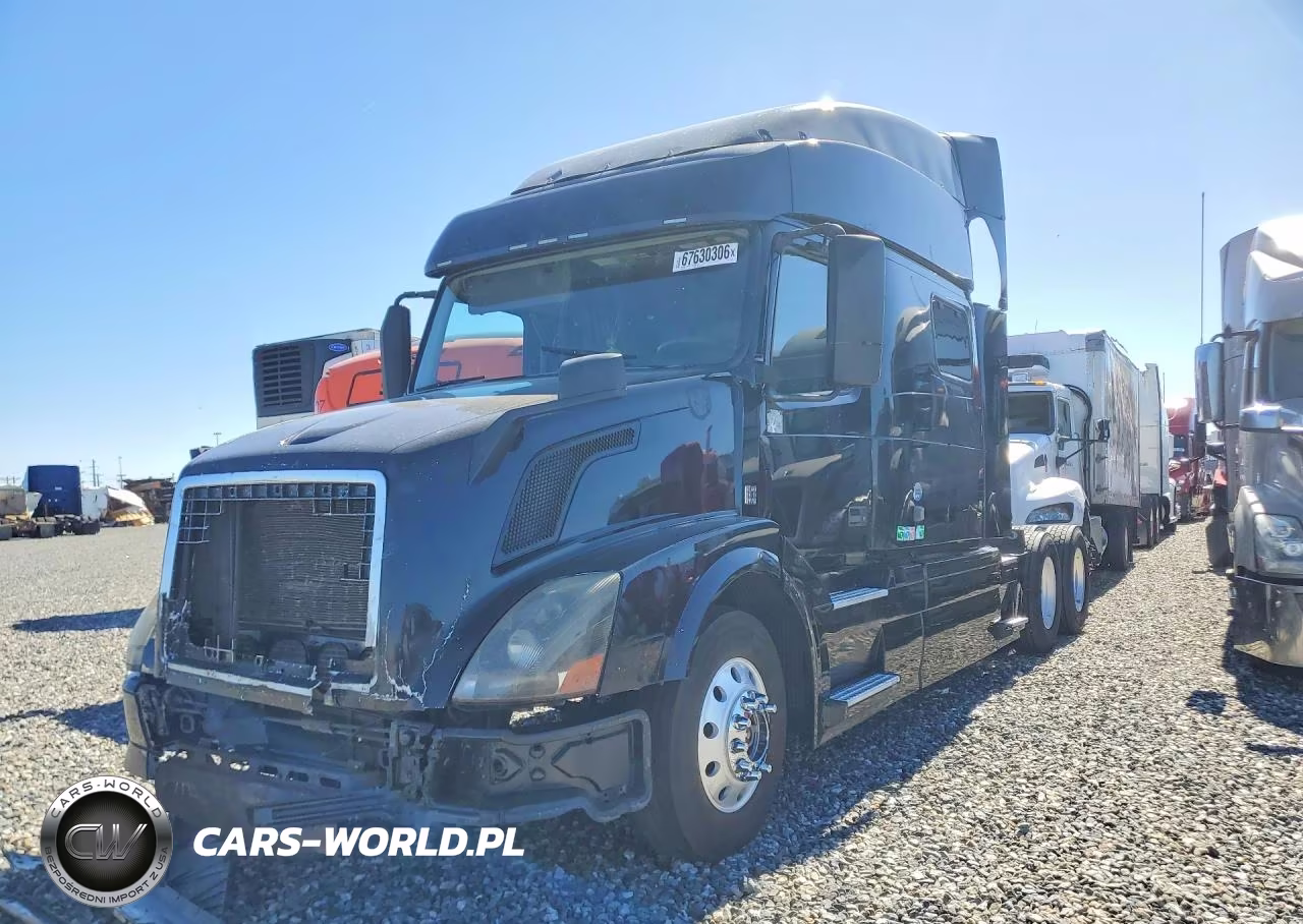 2015 Volvo Vnl Semi Truck