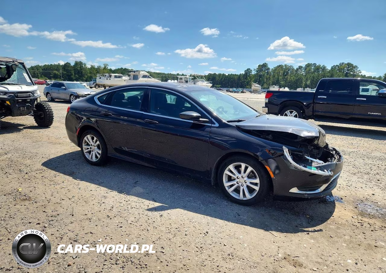 2015 Chrysler 200 Limited VIN:1C3CCCAB0FN576807 - 4