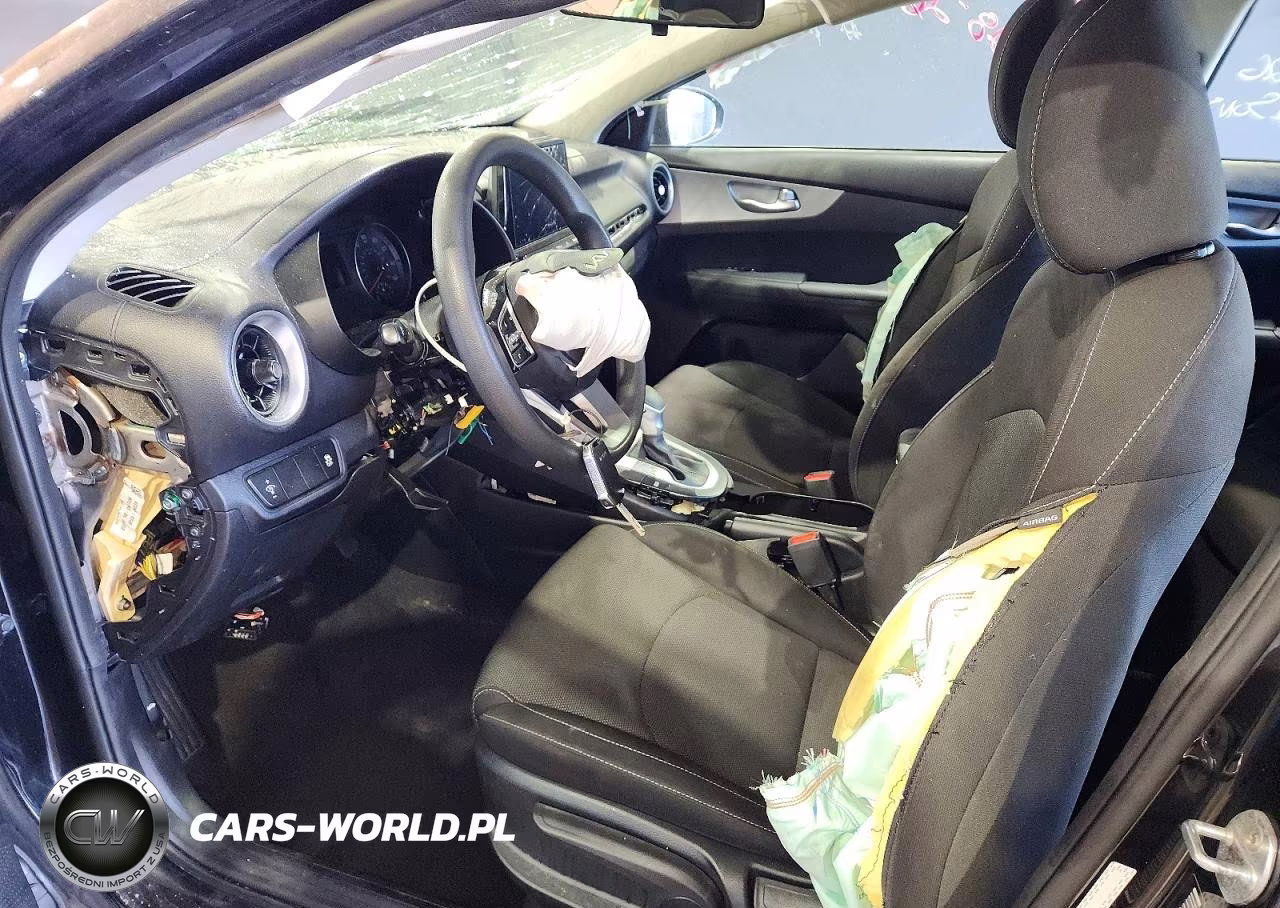 2023 Kia Forte Lxs VIN:3KPF24AD1PE567252 - 7