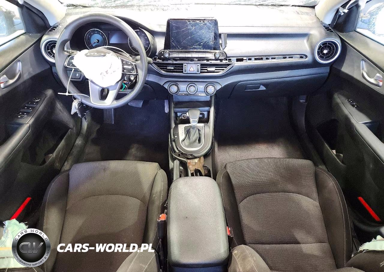 2023 Kia Forte Lxs VIN:3KPF24AD1PE567252 - 8