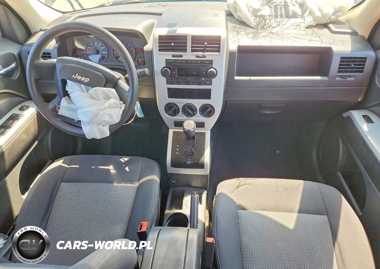 2008 Jeep Patriot Sport VIN:1J8FT280X8D589122 - 8