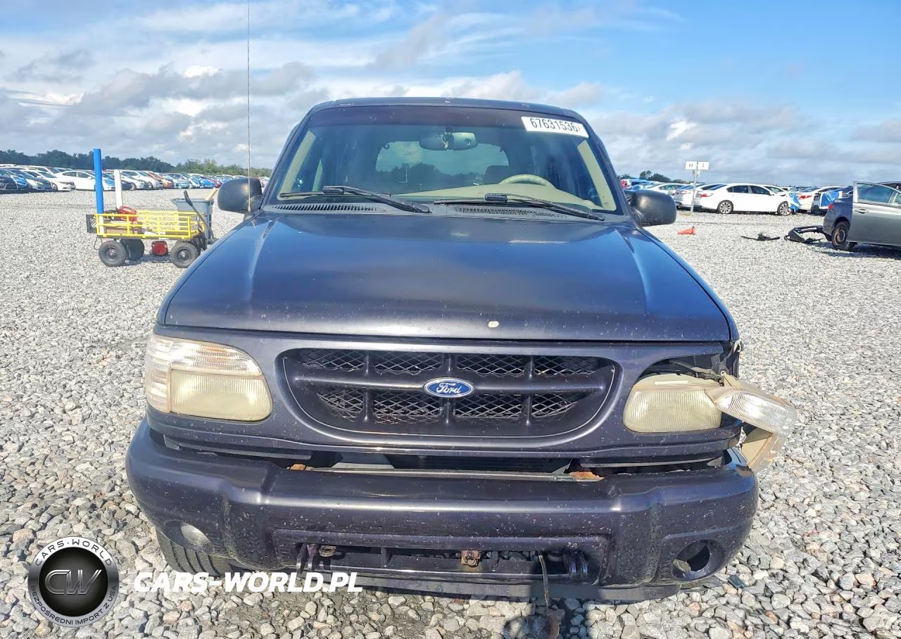 2000 Ford Explorer Limited VIN:1FMDU65P1YZA64274 - 5