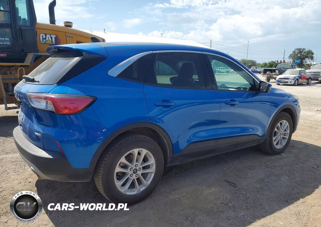 2020 Ford Escape Se VIN:1FMCU9G66LUC15701 - 3