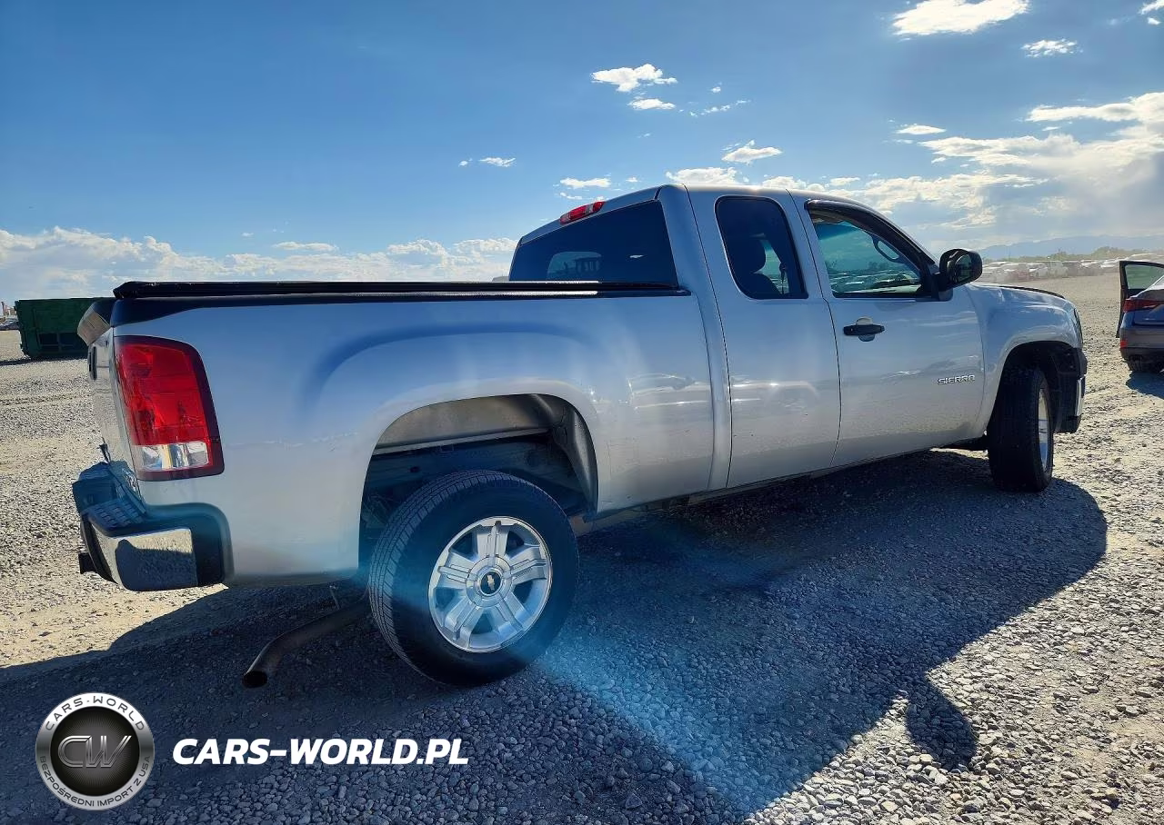2012 GMC Sierra C1500 VIN:1GTR1TEA0CZ232833 - 3