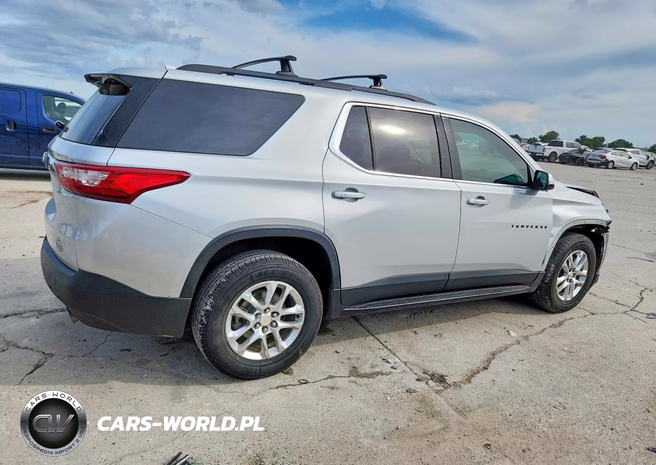2019 Chevrolet Traverse Lt VIN:1GNERGKW4KJ318469 - 3