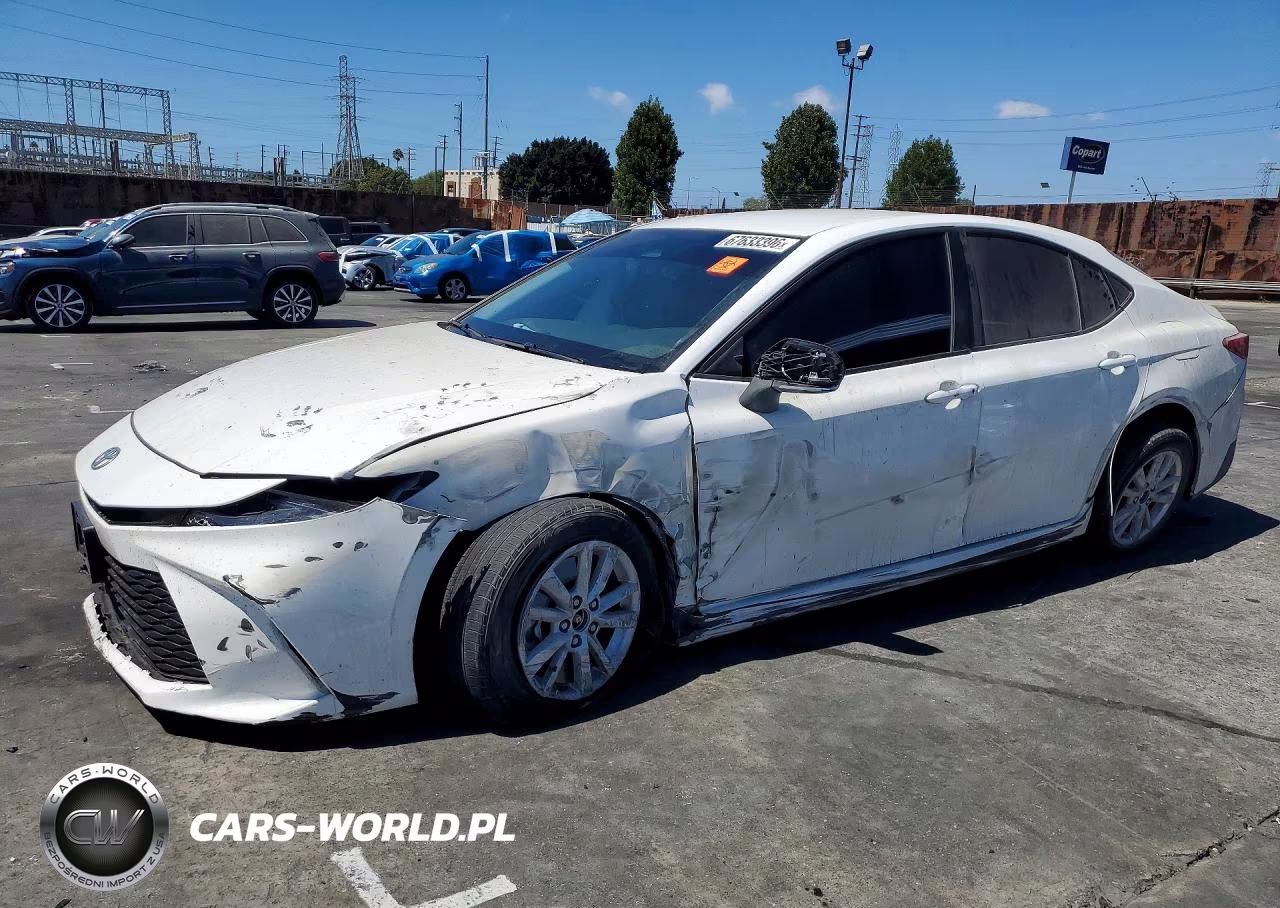 2025 Toyota Camry Le