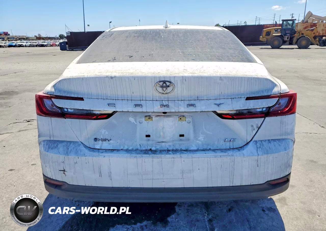 2025 Toyota Camry Le VIN:4T1DAACK0SU570976 - 6