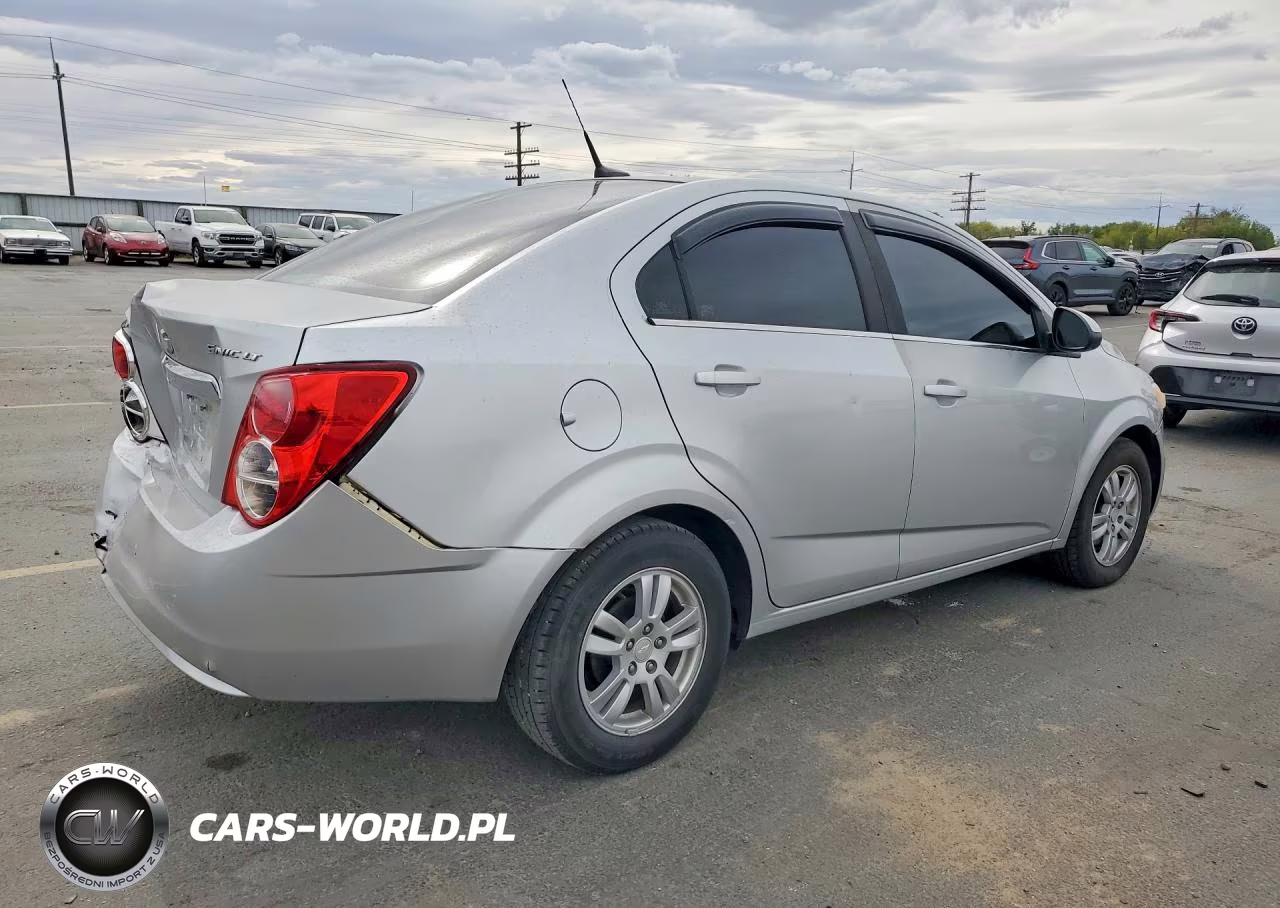 2013 Chevrolet Sonic Lt VIN:1G1JC5SH5D4181146 - 3