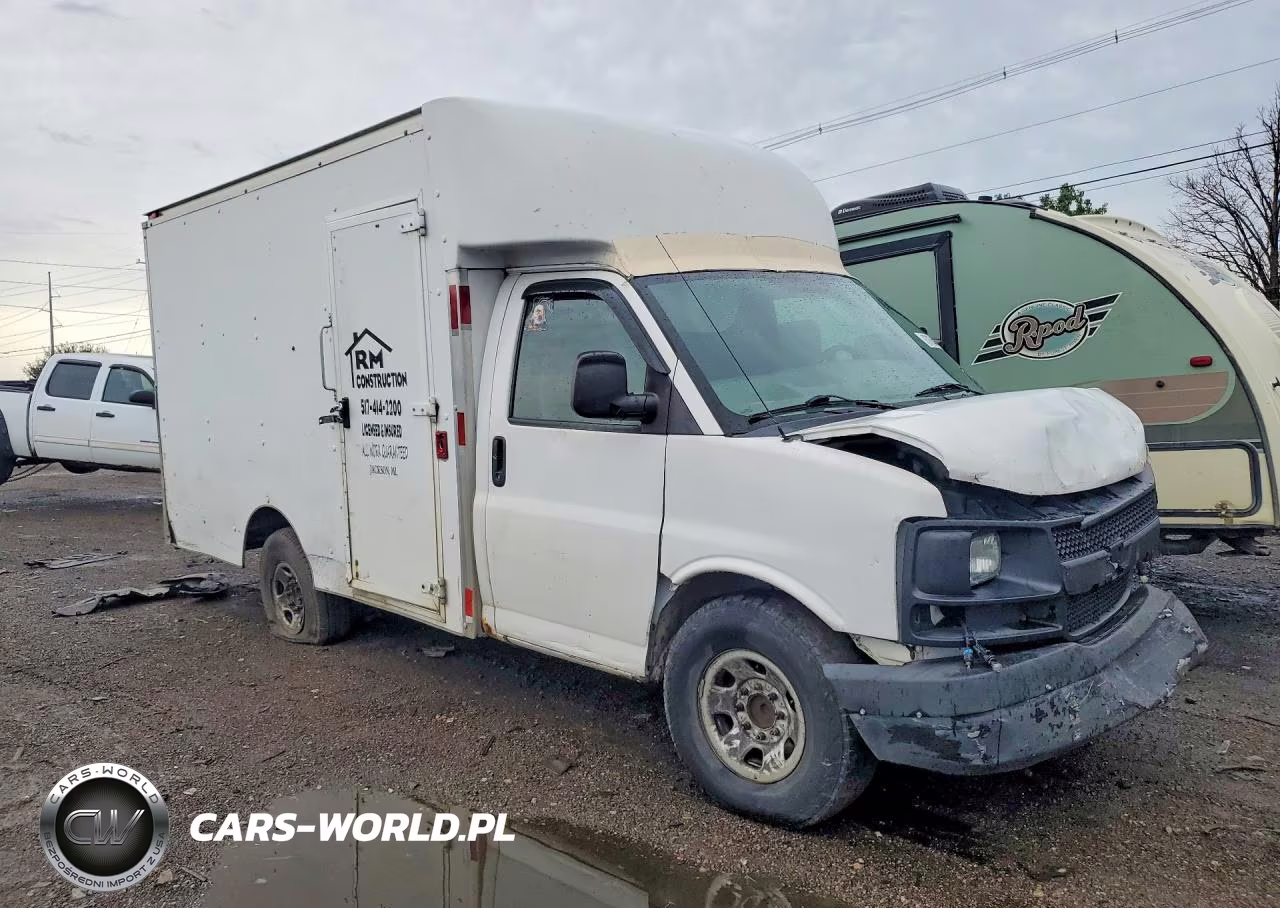 2014 Chevrolet Express Delivery Truck VIN:1GB0G2BA5E1102347 - 4