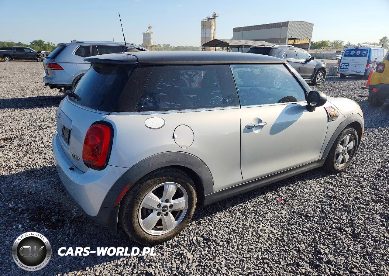 2015 Mini Cooper VIN:WMWXM5C56F3A57334 - 3