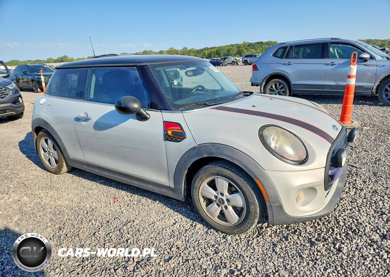 2015 Mini Cooper VIN:WMWXM5C56F3A57334 - 4