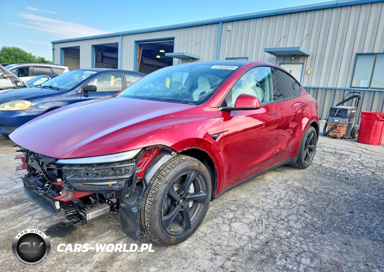 2026 Tesla Model Y VIN:7SAYGDEE5TA575890 - 1
