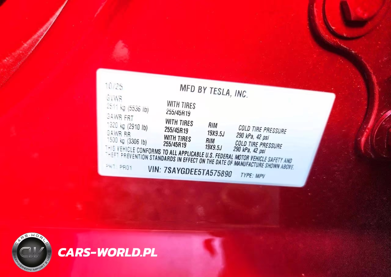 2026 Tesla Model Y VIN:7SAYGDEE5TA575890 - 12