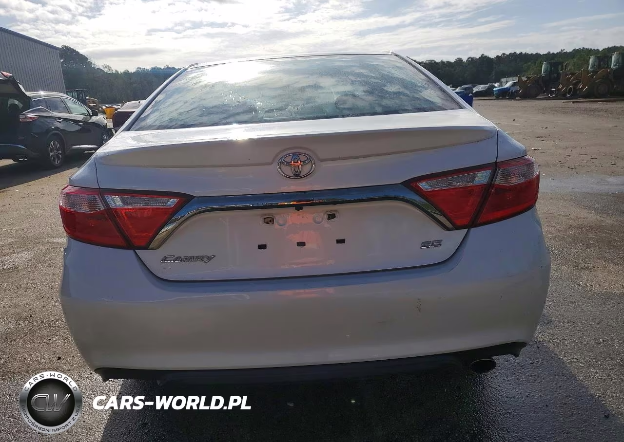 2017 Toyota Camry Se VIN:4T1BF1FK6HU439757 - 6