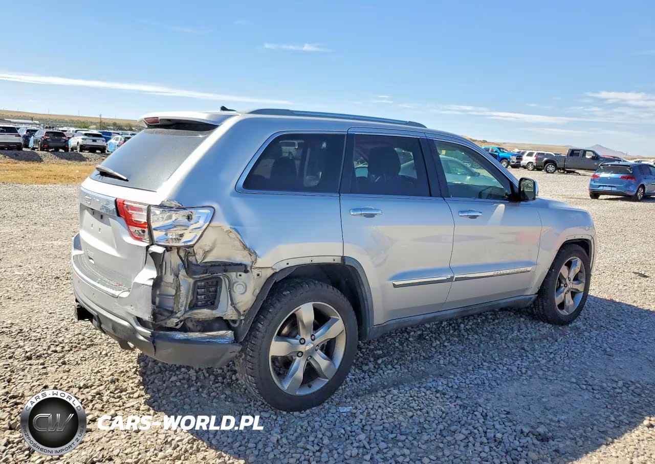 2011 Jeep Grand Cherokee Overland VIN:1J4RR6GT3BC589296 - 3