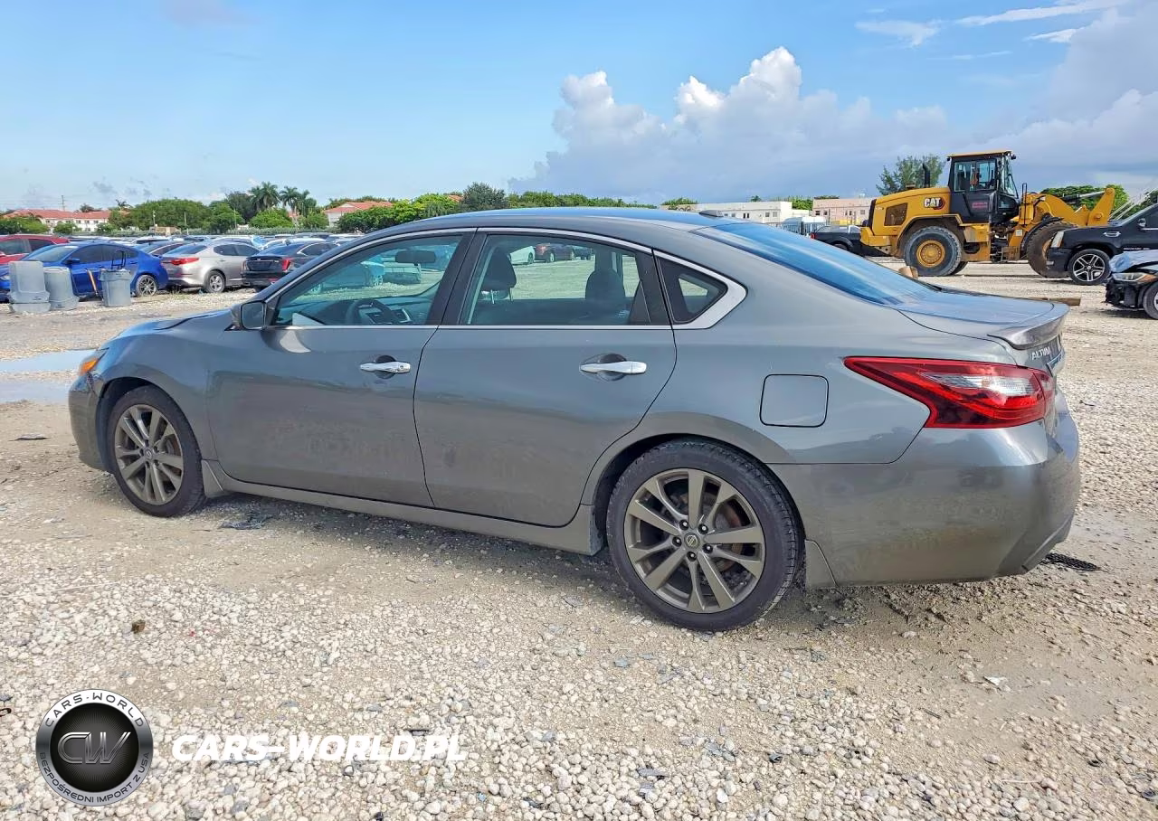 2018 Nissan Altima 2.5 Sr VIN:1N4AL3AP1JC135082 - 2