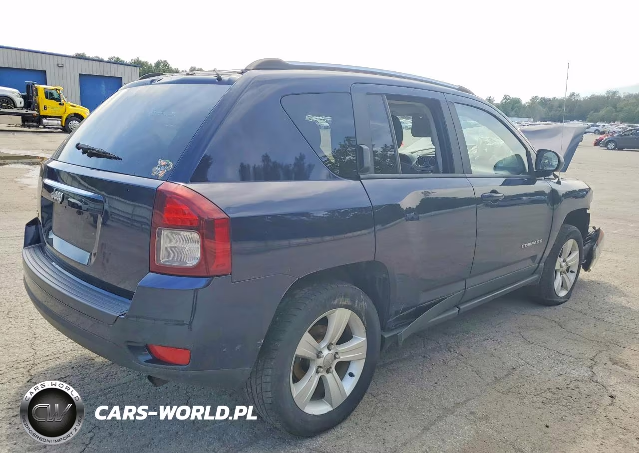 2014 Jeep Compass Sport VIN:1C4NJDBB0ED626706 - 3
