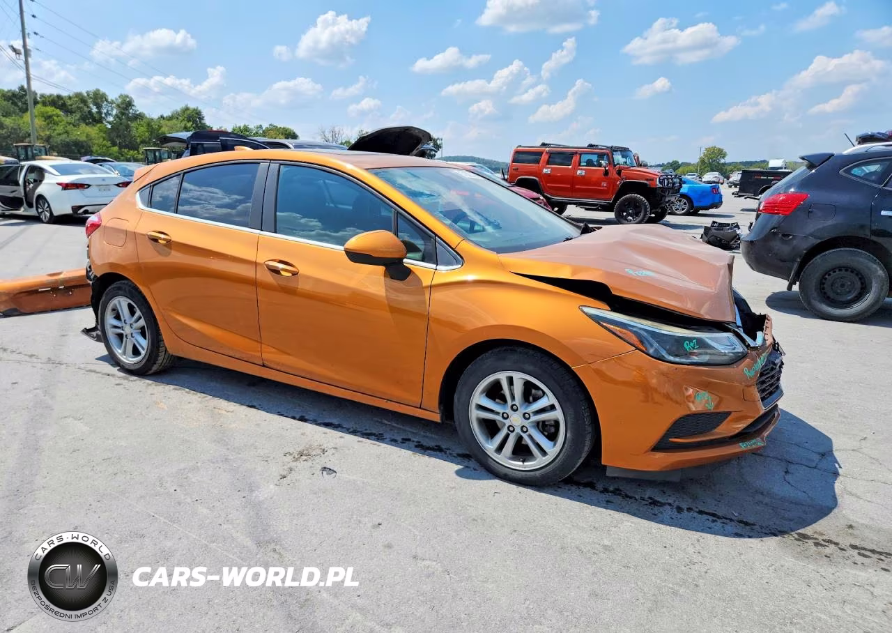 2017 Chevrolet Cruze Lt VIN:3G1BE6SM1HS562886 - 4