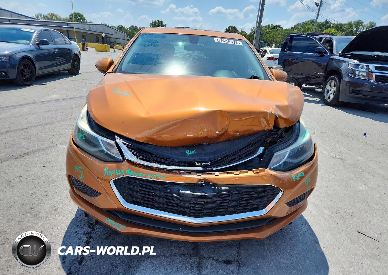 2017 Chevrolet Cruze Lt VIN:3G1BE6SM1HS562886 - 5