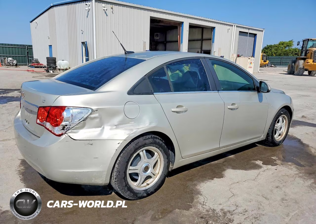 2013 Chevrolet Cruze Lt VIN:1G1PC5SB0D7311225 - 3