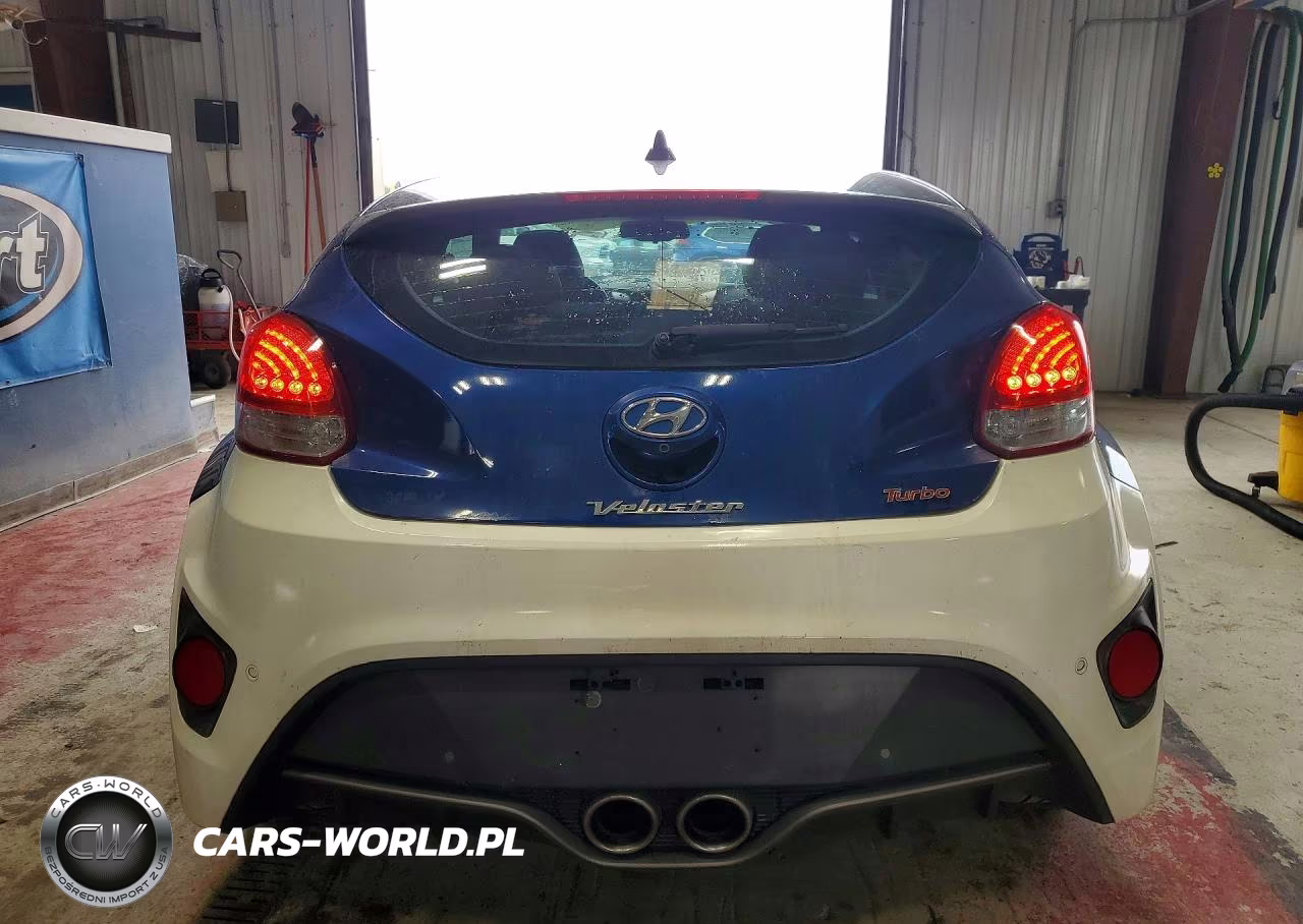 2017 Hyundai Veloster Turbo VIN:KMHTC6AE7HU308588 - 6