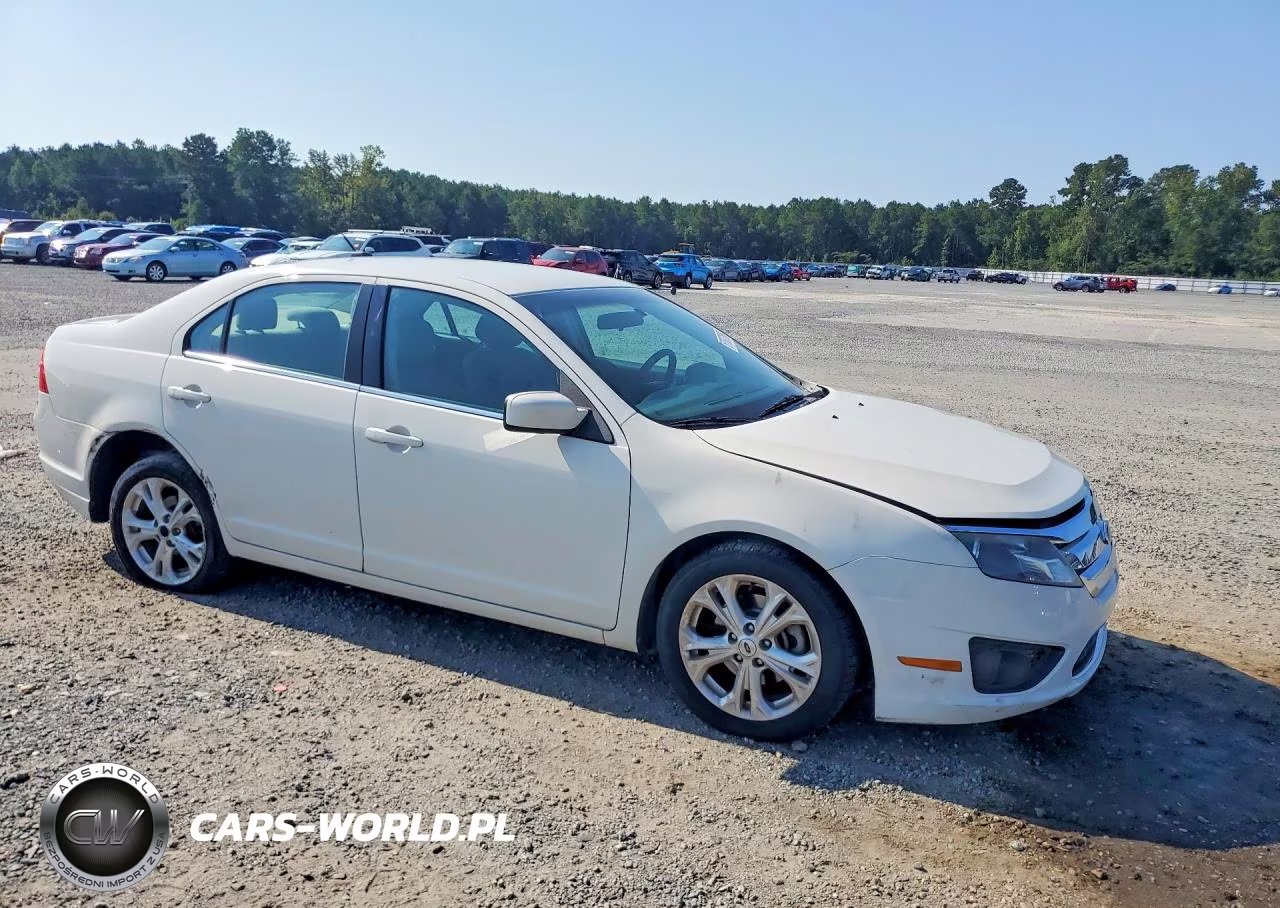 2012 Ford Fusion Se VIN:3FAHP0HA6CR418066 - 4