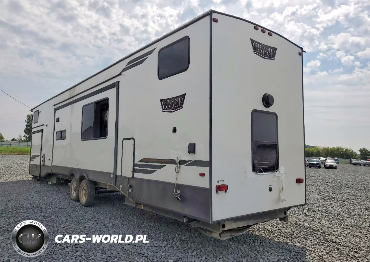 2023 Forest River Grand Lodge Camper VIN:4X4TWD820PM062648 - 3