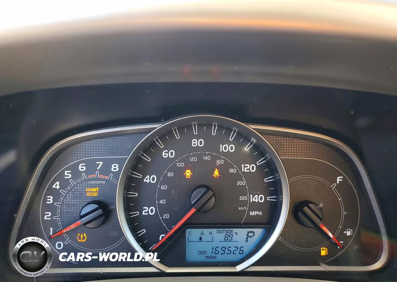 2015 Toyota Rav4 Le VIN:JTMZFREV8FJ025603 - 9