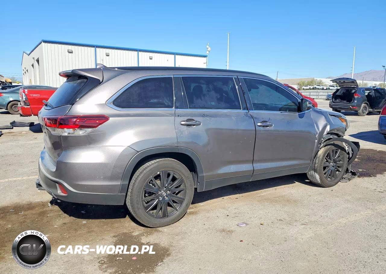 2019 Toyota Highlander Se VIN:5TDKZRFHXKS569583 - 3