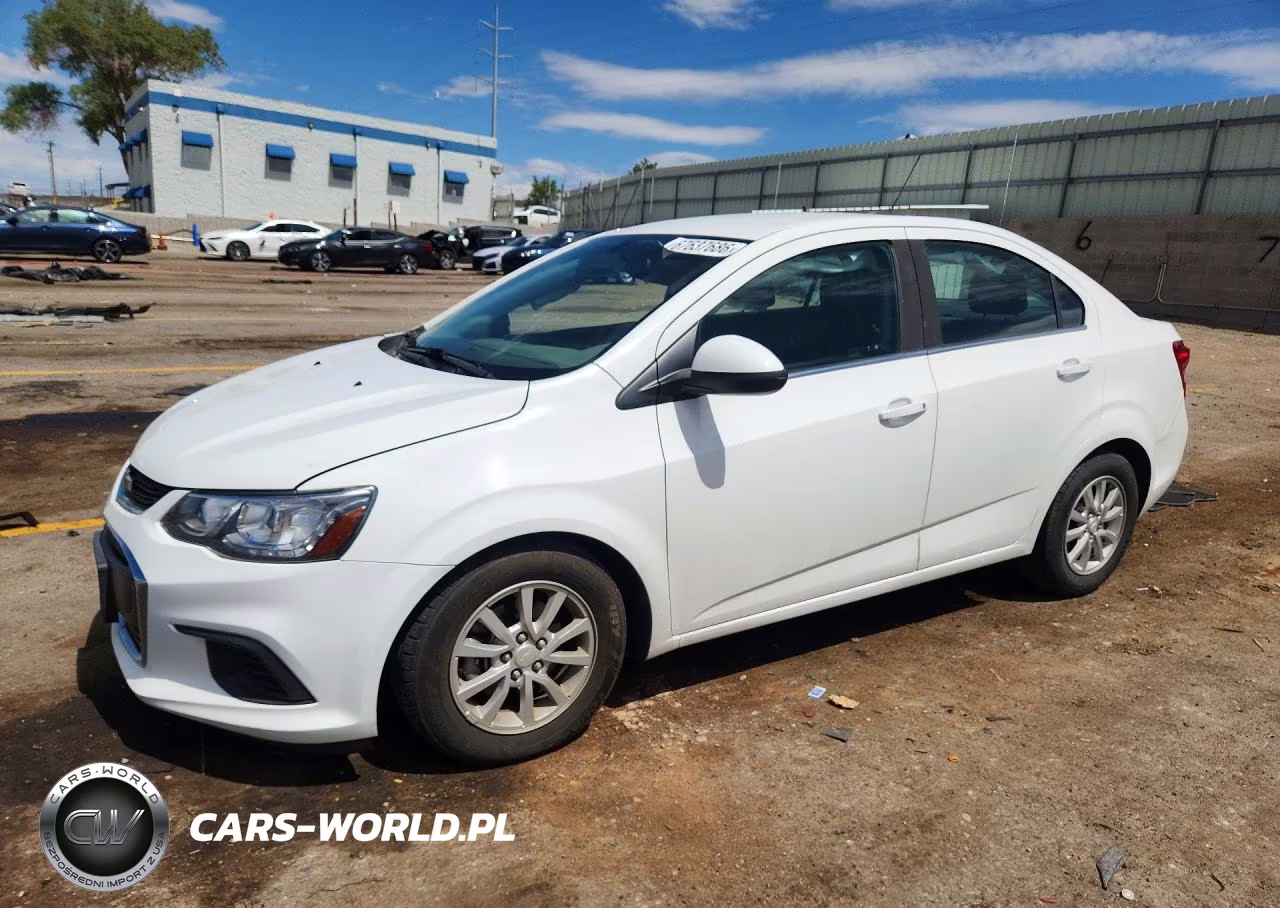 2019 Chevrolet Sonic Lt VIN:1G1JD5SB9K4136250 - 1